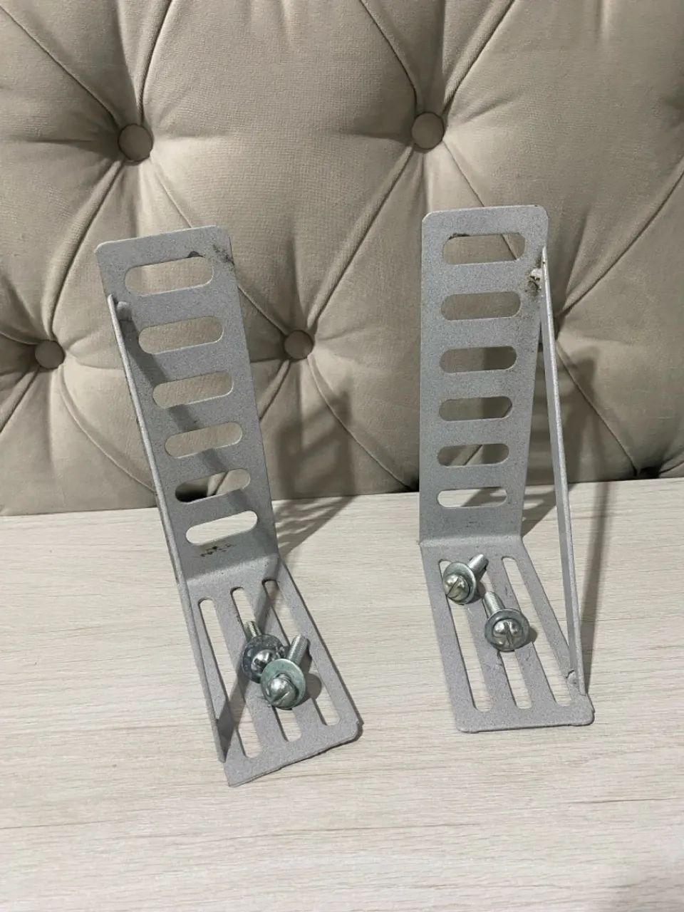 Cabeceira de Cama Estofada Bege - Foto 3