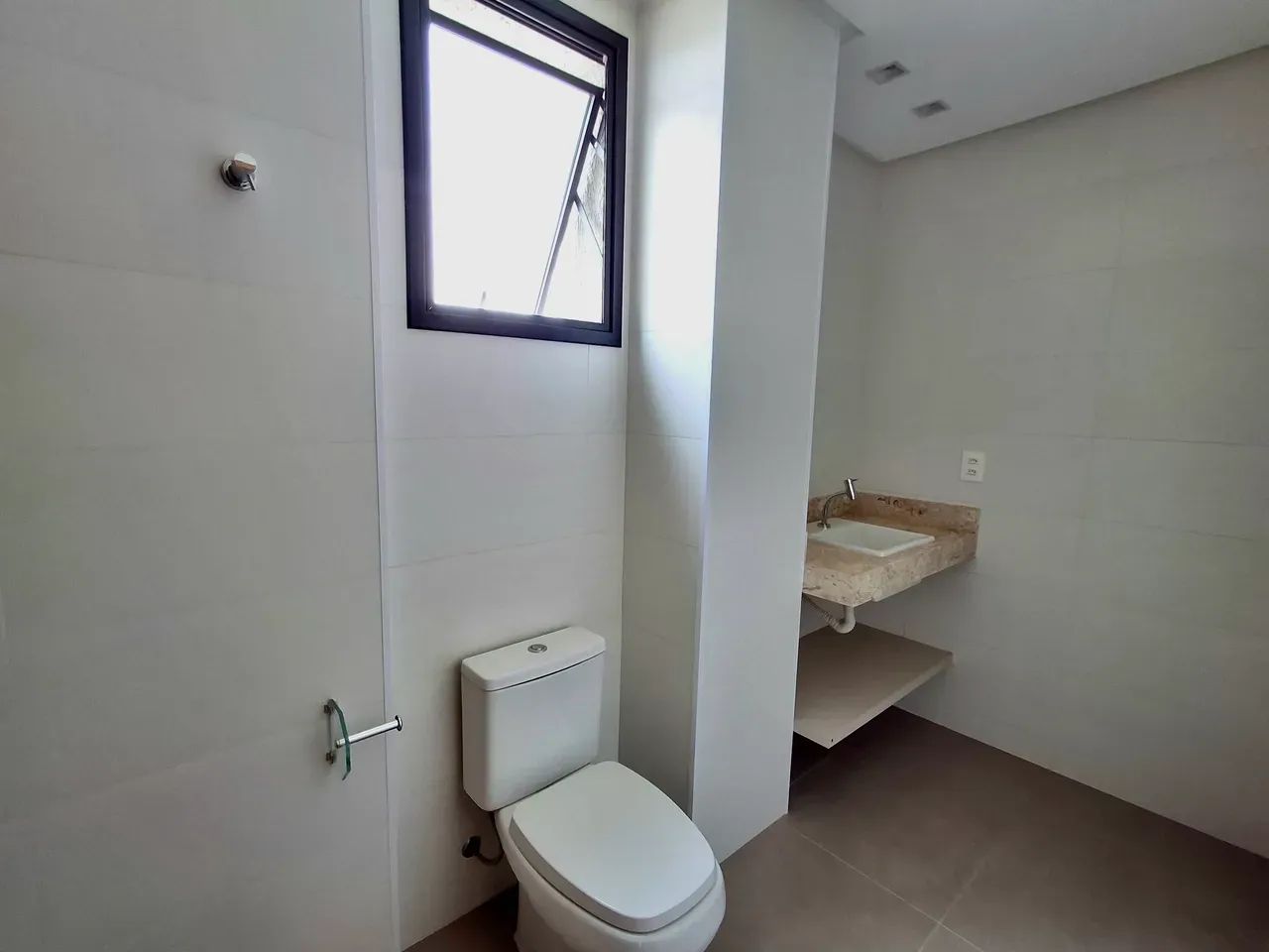 Apartamento para alugar com 3 suítes, 202m², andar inteiro, elevador privativo e lazer com - Foto 10