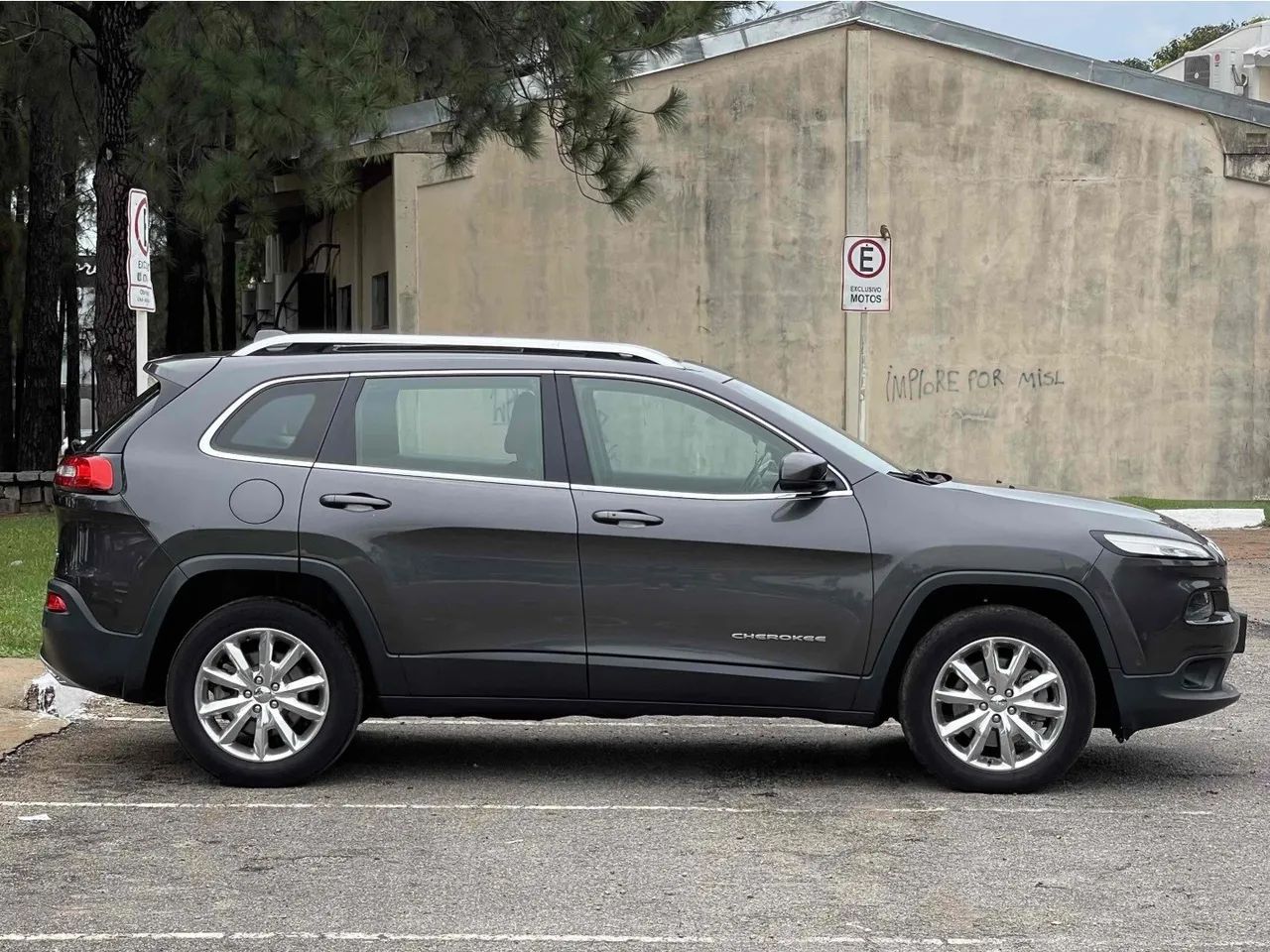 Jeep Cherokee 2015 3.2 limited 4x4 v6 24v gasolina 4p automático - Foto 4