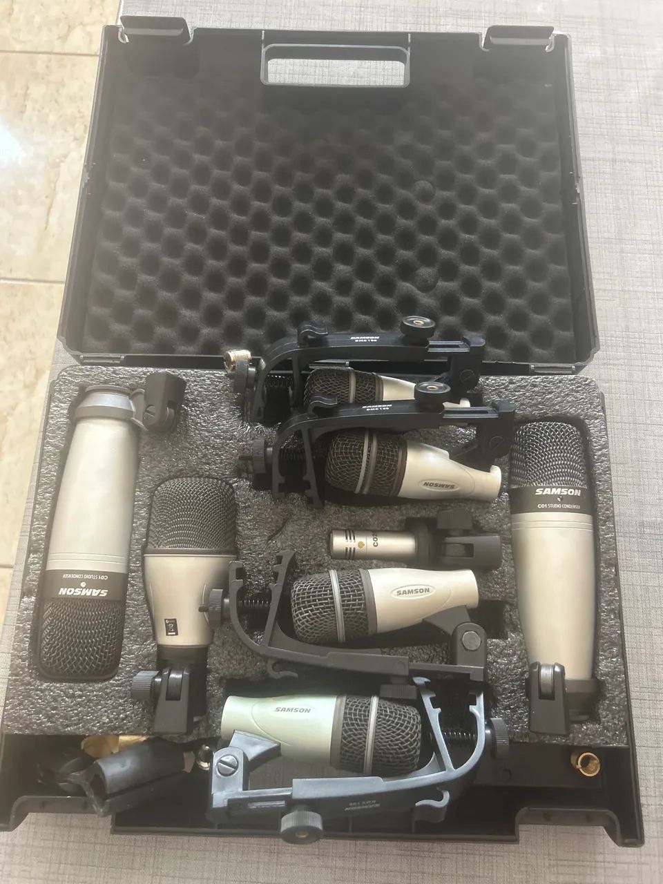 Kit de 8 microfones  samson  - Foto 2