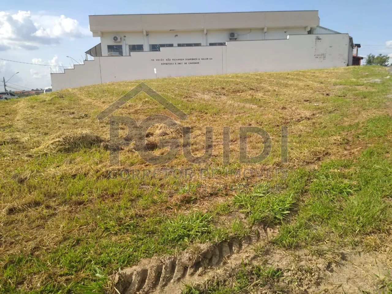 Terreno no campo novo , de esquina em avenida.frente para 3 ruas. - Foto 3