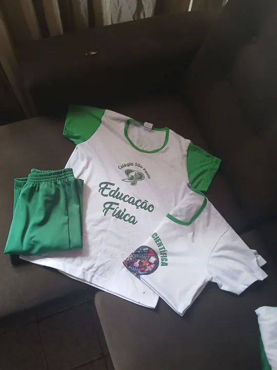 Uniforme escolar - Colégio São Paulo 50 cada 
