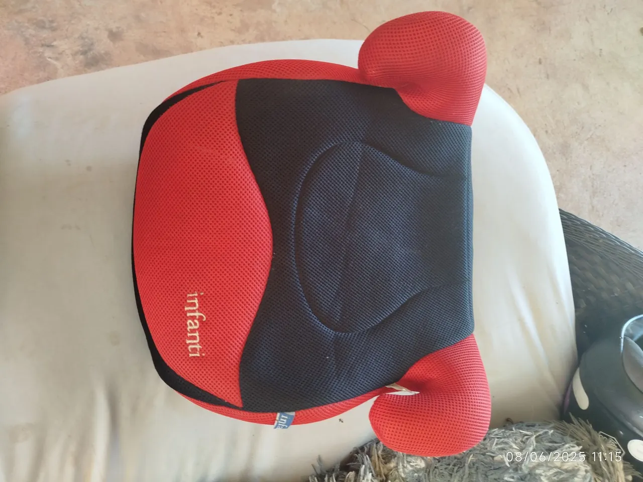 Assento para carro infantil Infanti vermelho