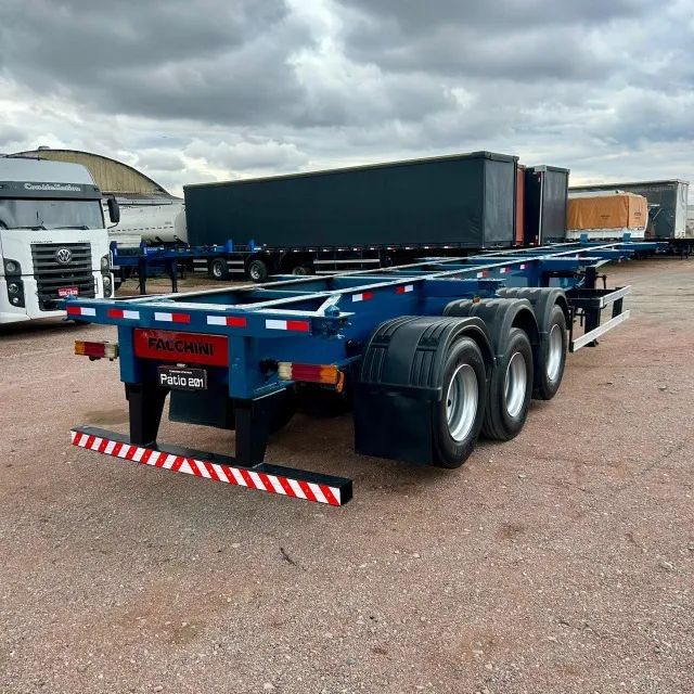 Carreta Bug Porta Container 2014 12 pinos C/ pneus Conteiner