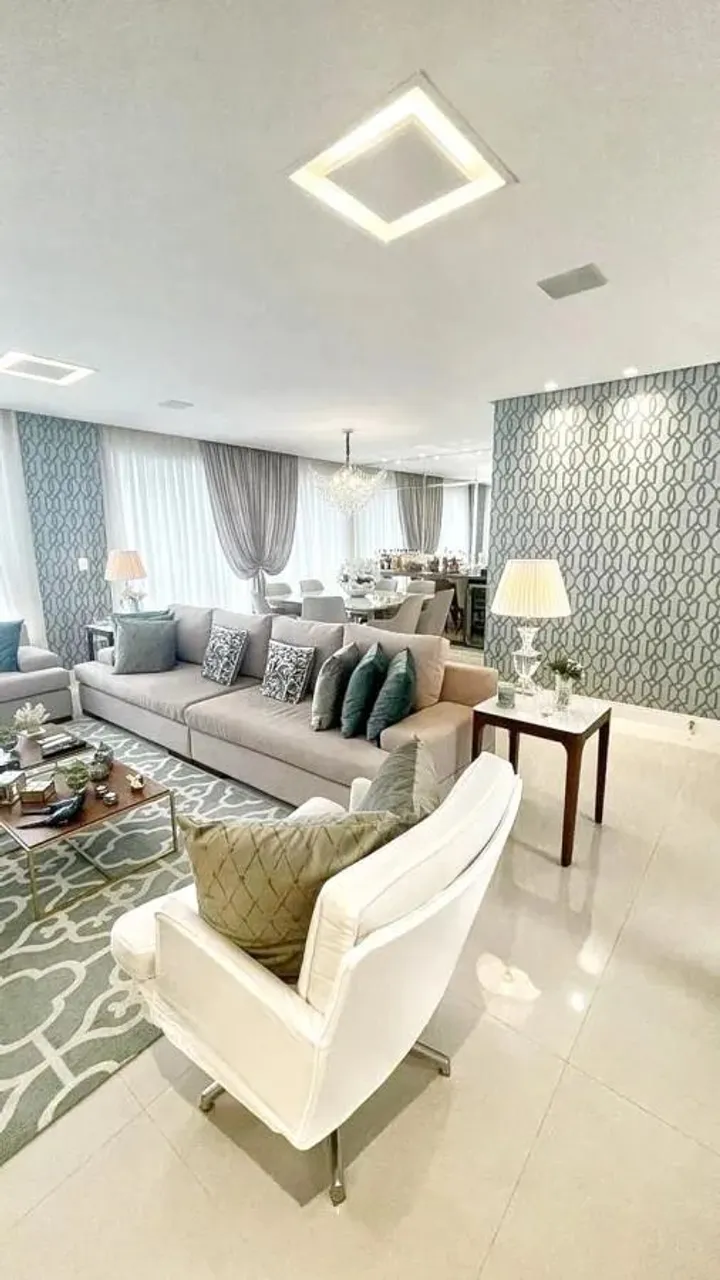 Apartamento para Venda em Balneário Camboriú, Centro, 4 dormitórios, 4 suítes, 6 banheiros