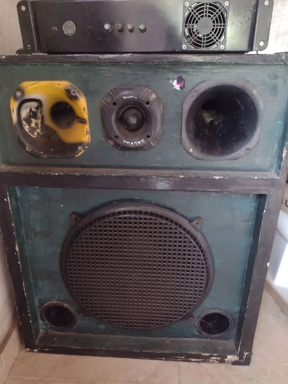 Caixa de Som para Áudio Profissional