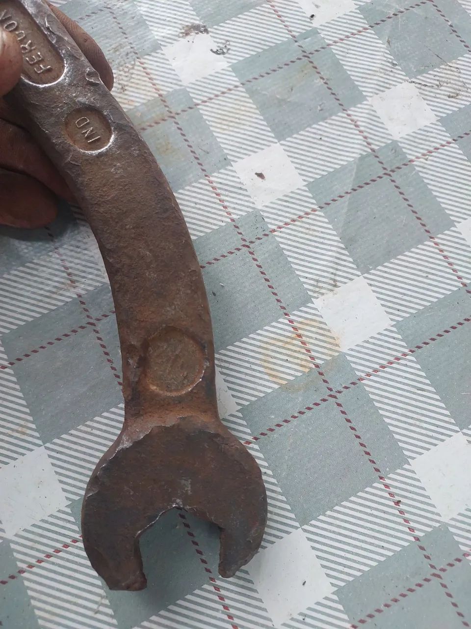 Chave antiga FERGON... - Foto 5