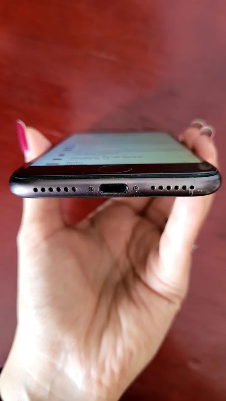 Iphone 8 Usado - 76% bateria - Foto 3