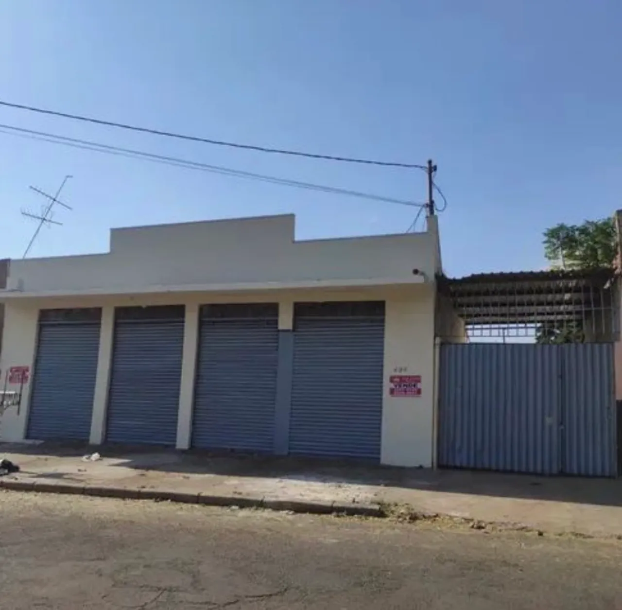 Ótimo investimento/Loja galpão (Aceito troca)