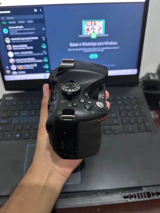 VENDO NIKON D5200 - APENAS CORPO - Foto 6