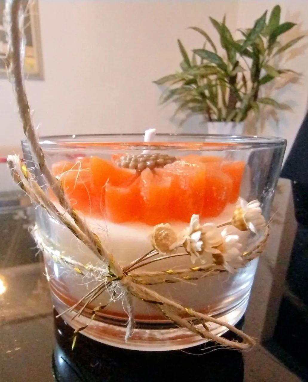 VELAS ARTESANAIS AROMÁTICAS E DECORATIVAS 