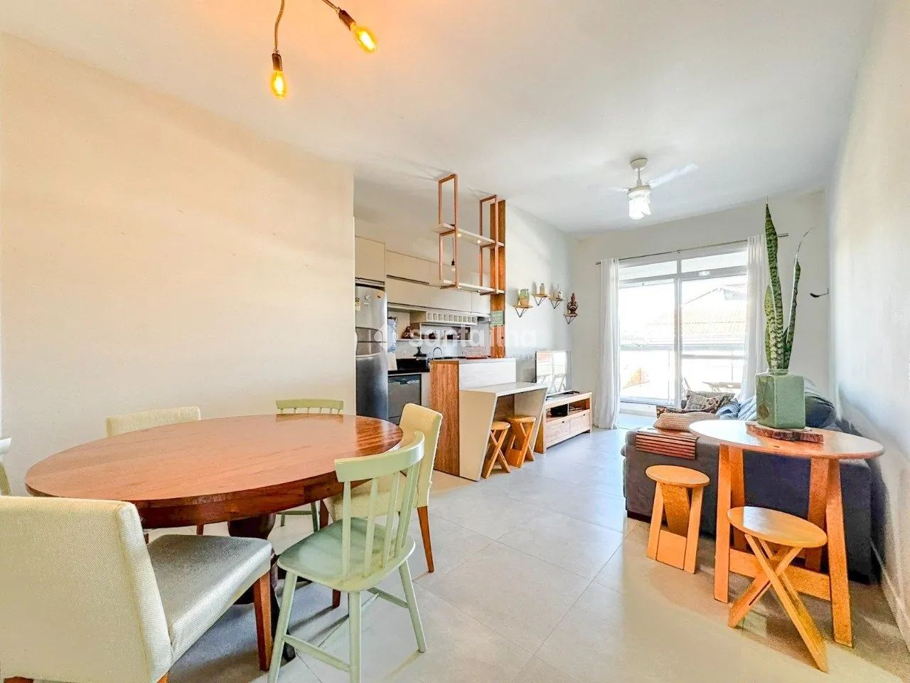 Apartamento com 2 dormitórios para alugar, 72m² - Campeche - Florianópolis/SC