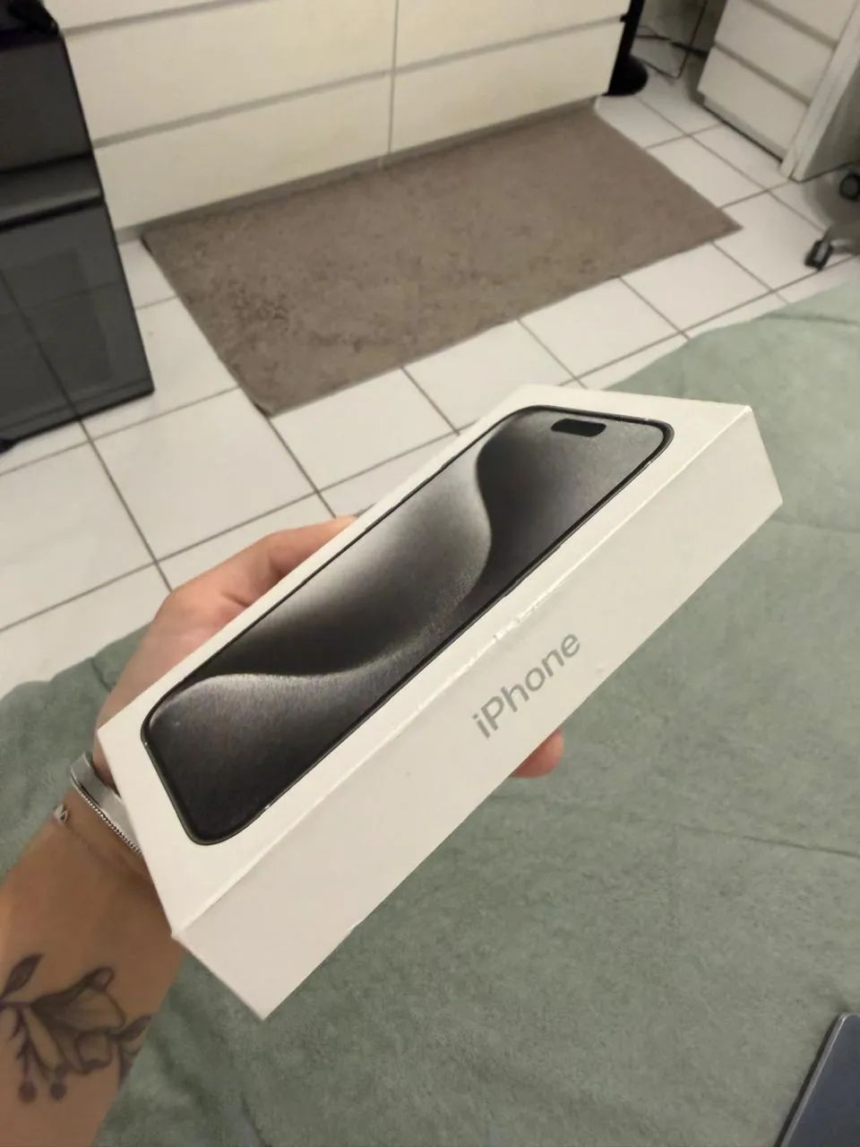 Iphone 15 Pro Branco 256gb - Foto 2