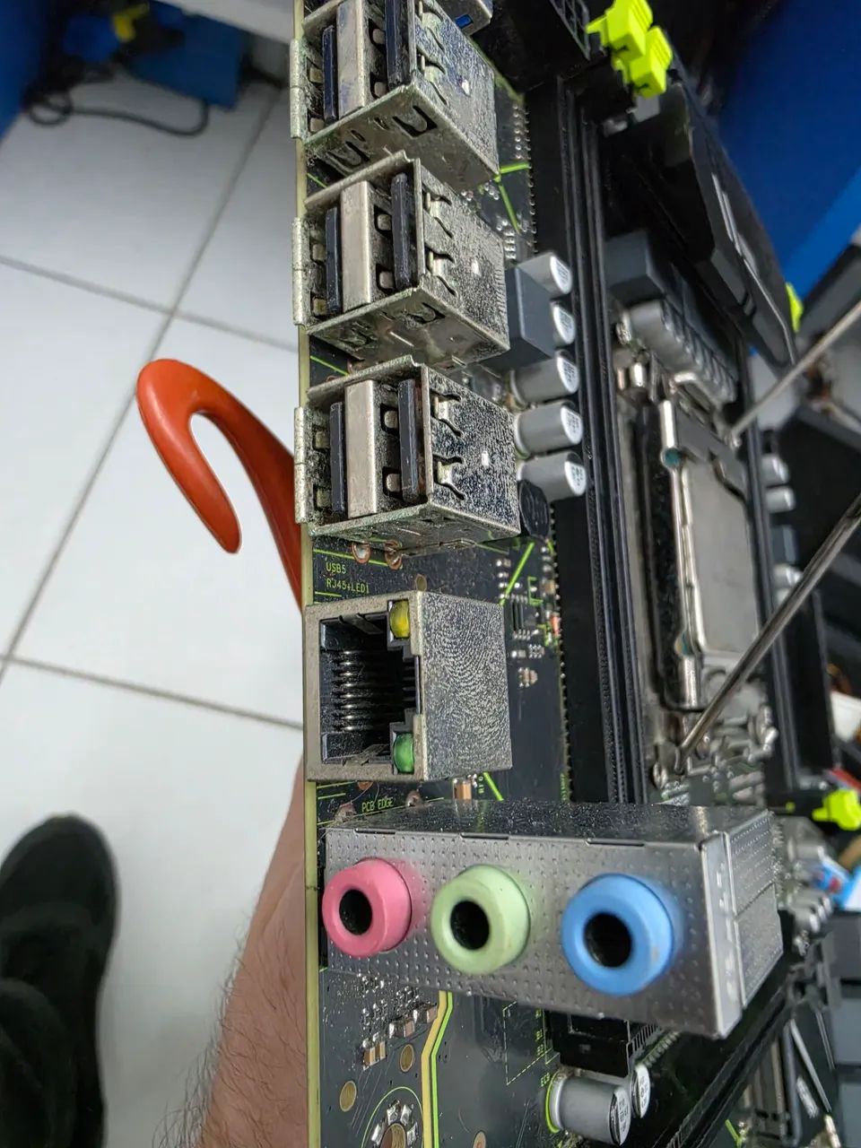 Placa mãe xeon MR9A e Processador 2697v3 - Foto 3