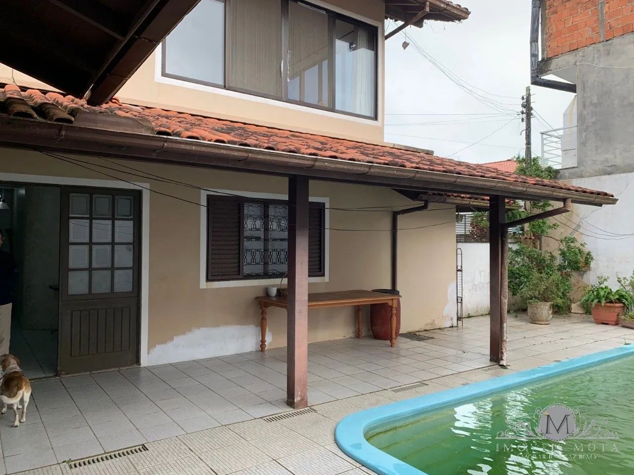 casa com 05 dormitorios sendo 03 suite no campeche - Foto 2