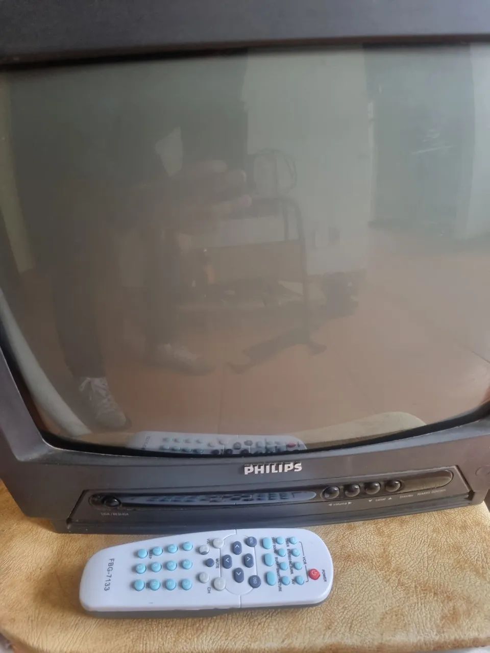 TV DE TUBO 14 POLEGADAS (PHILIPS -14GL)) - Foto 3