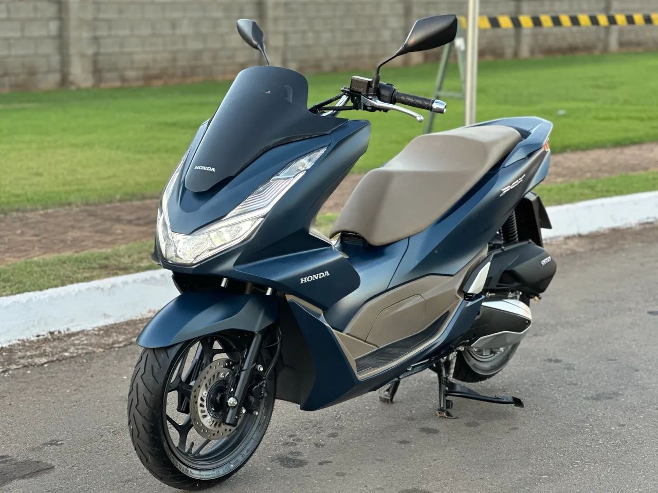 PCX DLX 160cc  - Foto 2