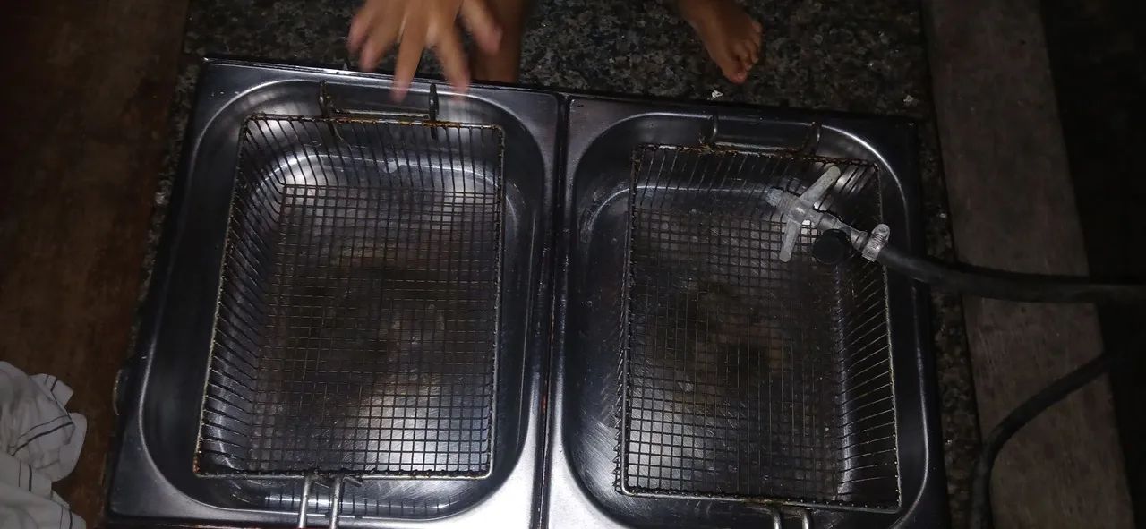 Fritadeira com cesto duplo - Foto 3