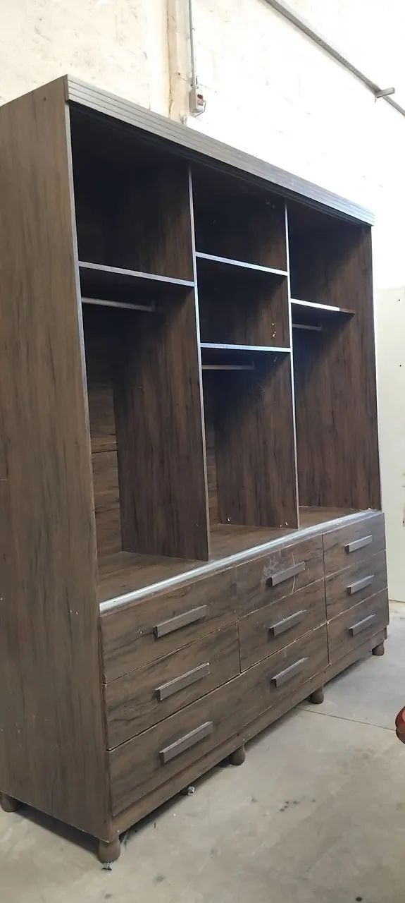 Guarda roupas com pés, USADO ENTREGA e MONTA dentro de Uberlândia MG  - Foto 5