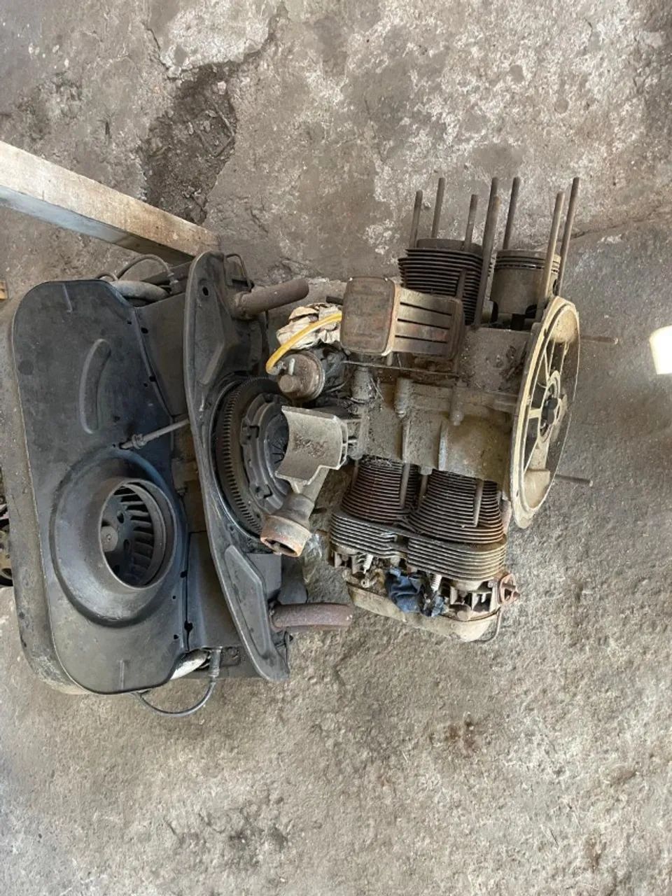 Motor Fusca e caixa de marcha Corcel