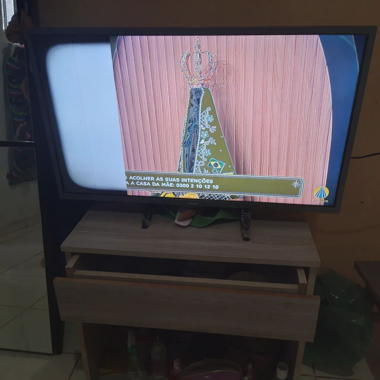 Smart TV 32 Philips com defeito na tela - Foto 2