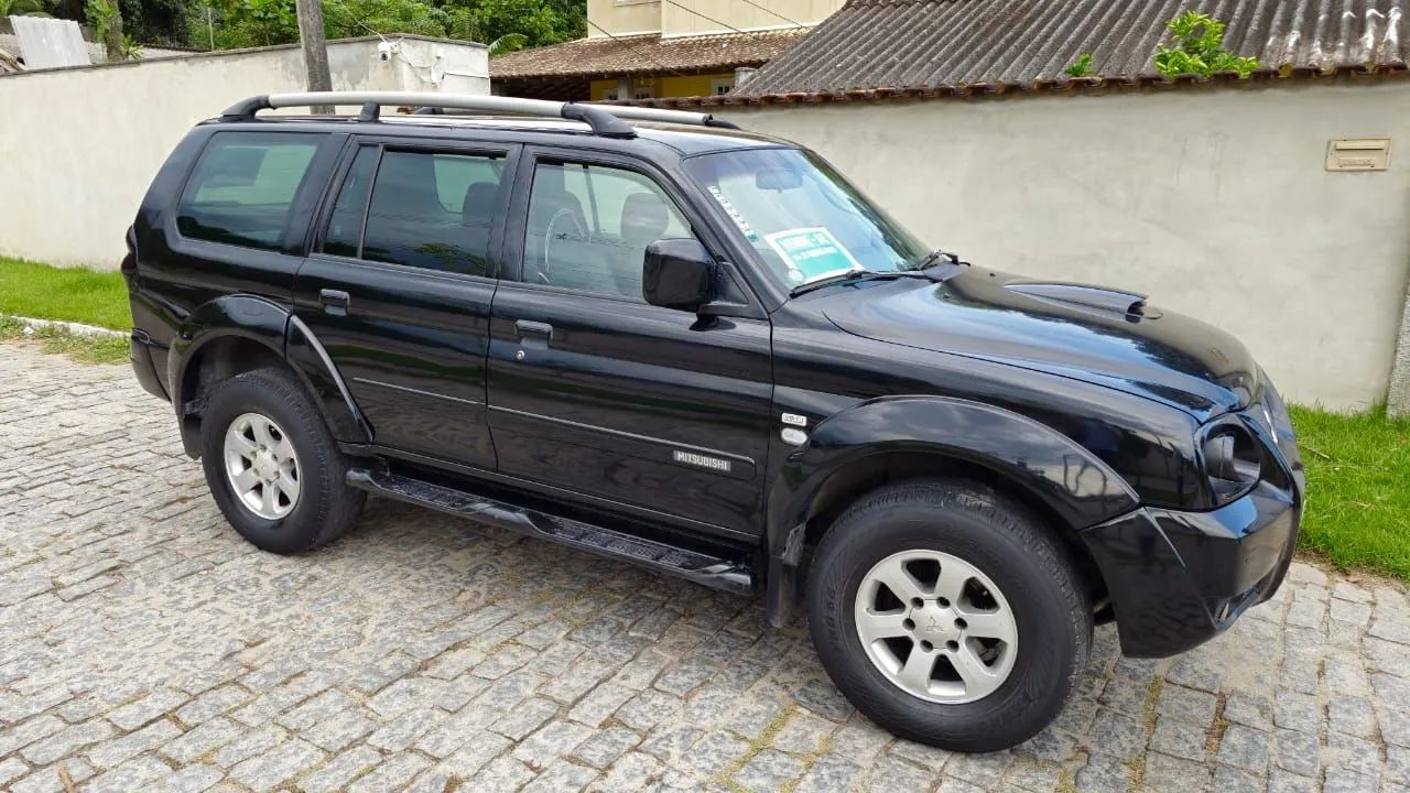 Vendo carro Pajero sport 2009 diesel automático completo  - Foto 2