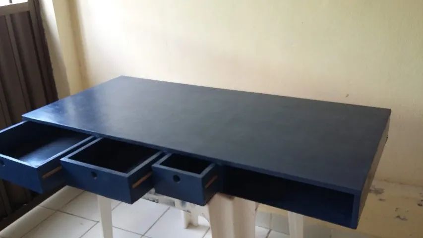 Mesa de estudos - Foto 2