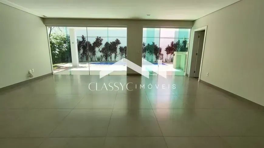 Casa de condomínio com 4 suítes em Uberlândia, Nova Uberlândia  piscina aquecida e espaço 