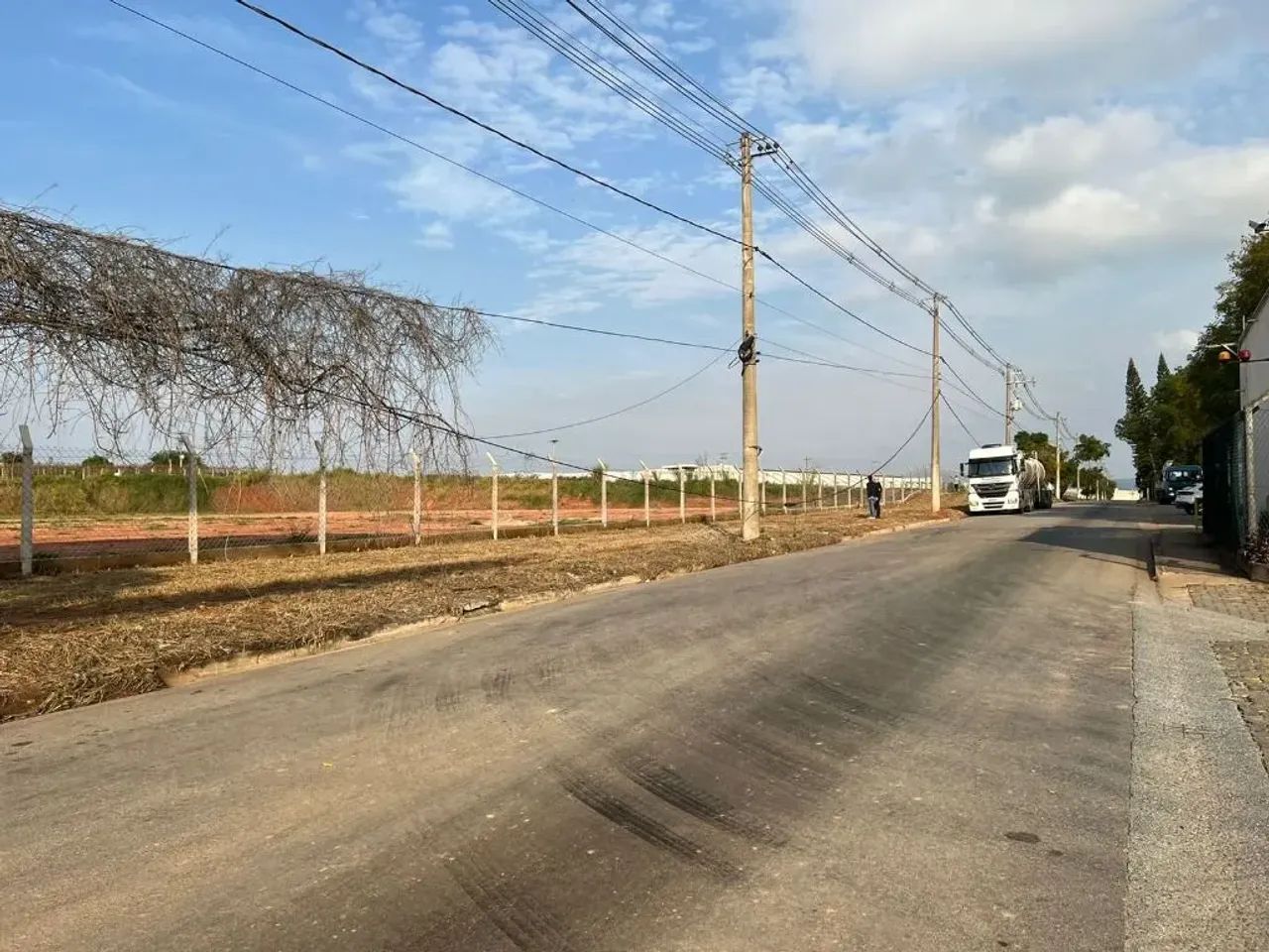 ÓTIMO TERRENO PARA VENDA OU LOCAÇÃO! - Foto 4