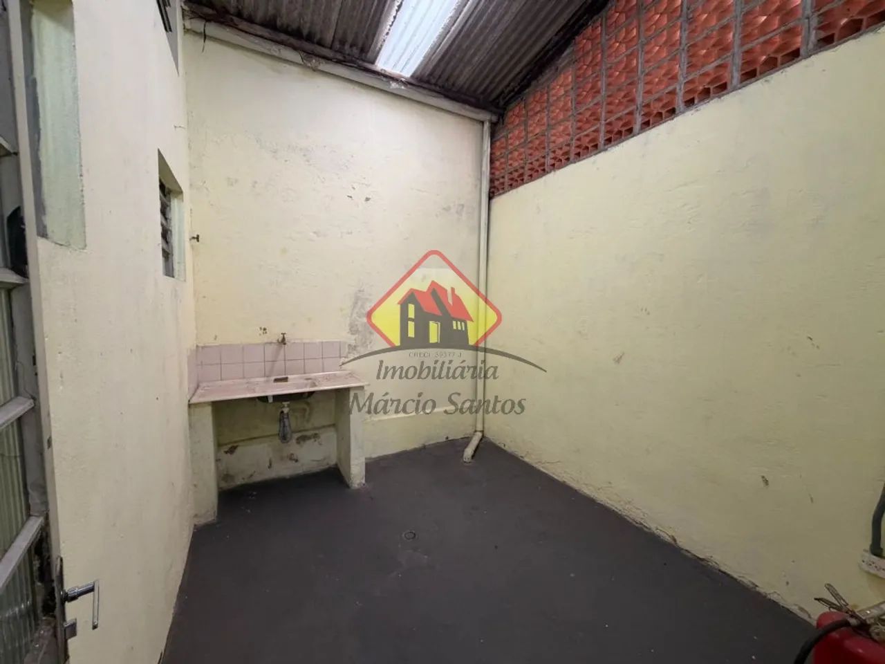 Locação de Comercial / Ponto Comercial na cidade de Taubaté - Foto 5