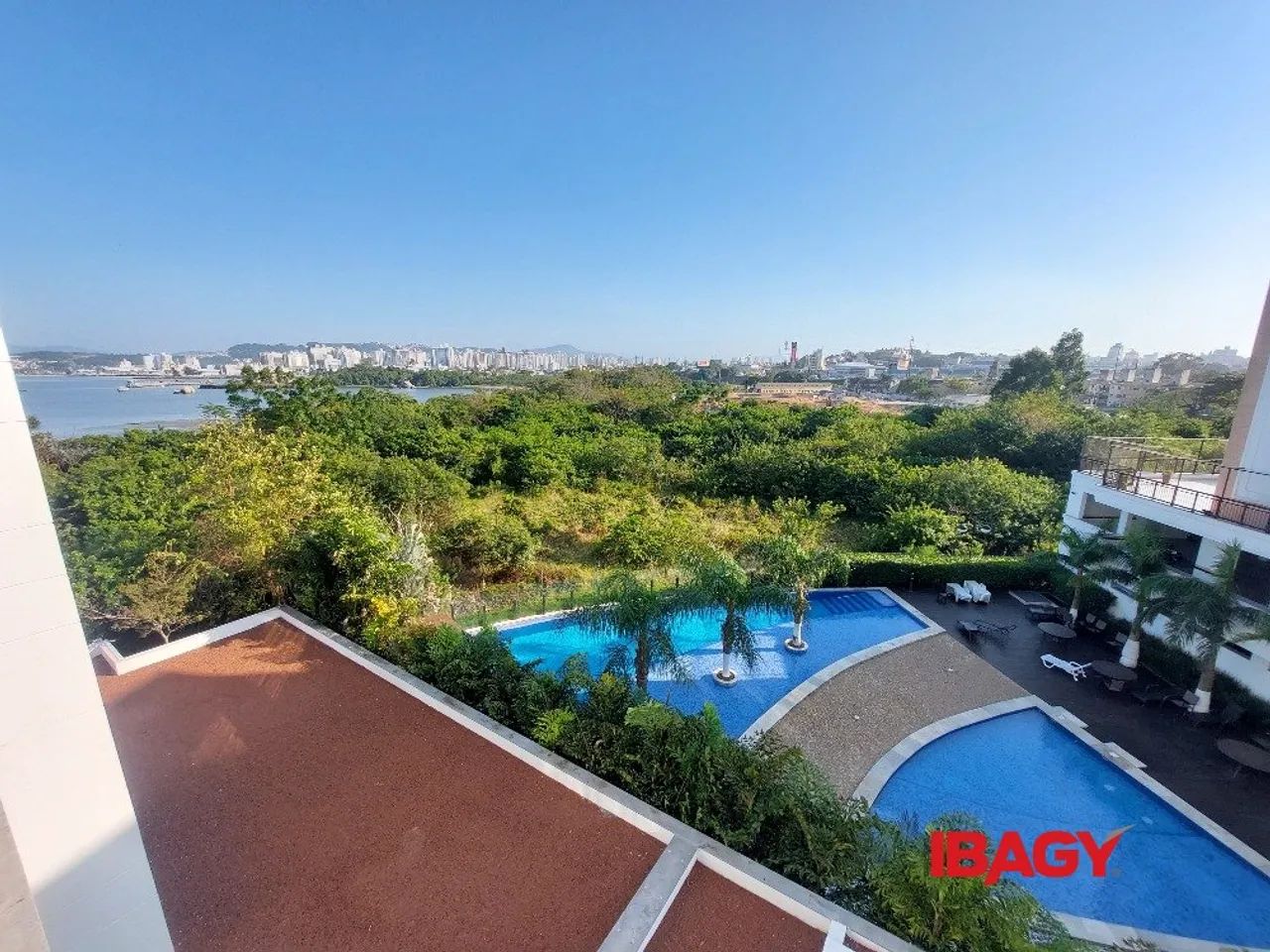 Excelente Apartamento 3 dormitório(s) em Abraão - Florianópolis - Foto 4