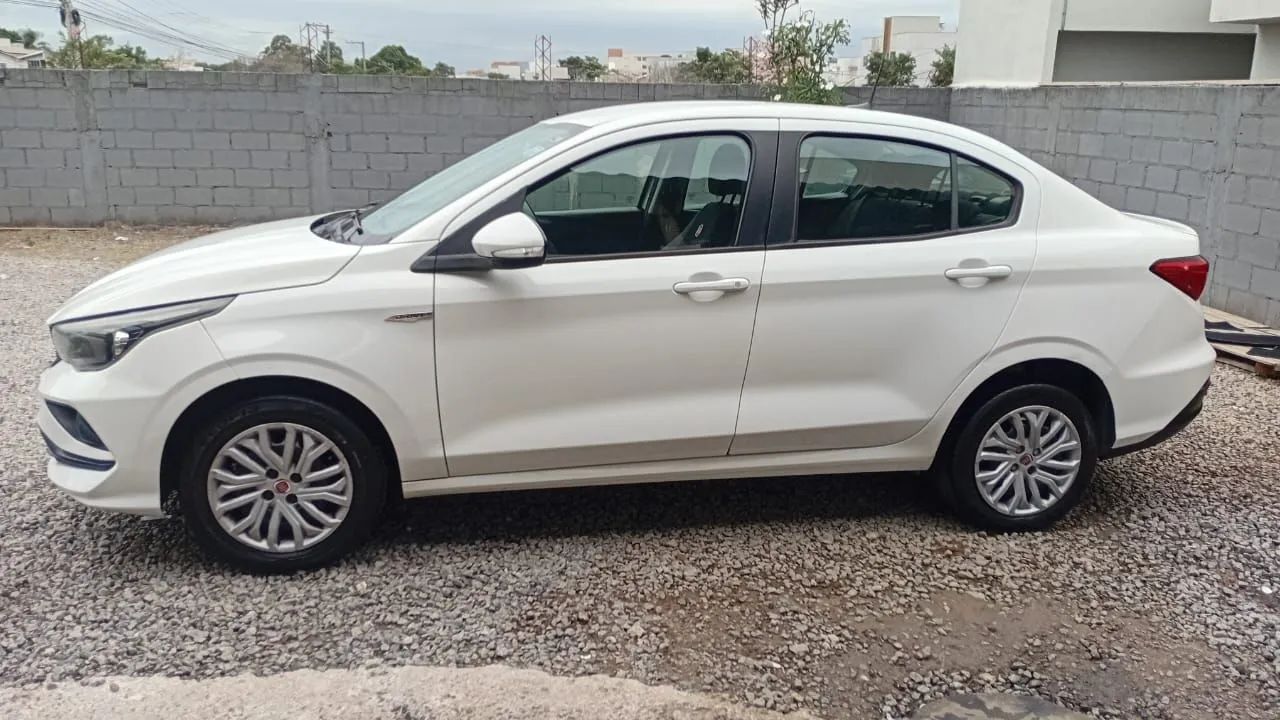 Fiat Cronos Drive 1.3 8V Flex 2020 - Foto 2