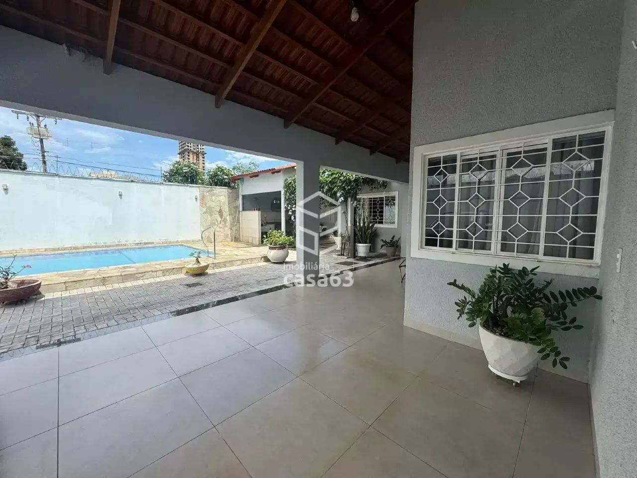 Casa em Lote de 427m², com Energia Solar, 4 Quartos - Foto 3