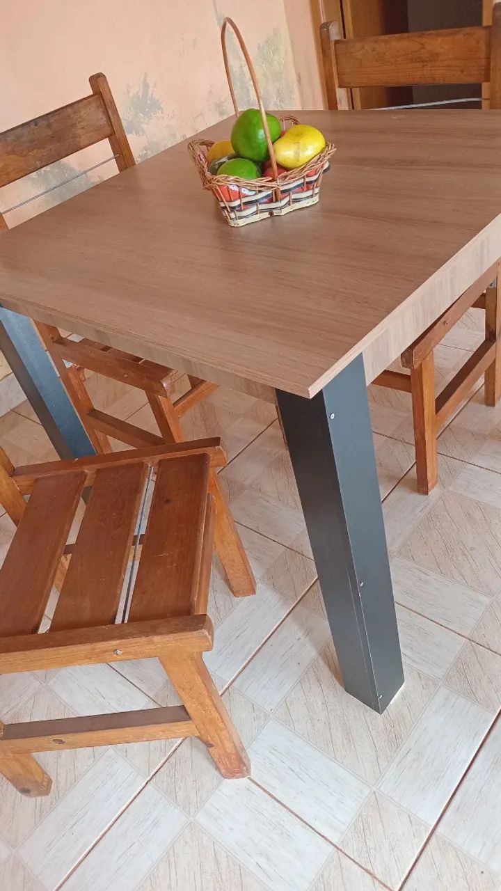 Mesa com 3 cadeiras  - Foto 3