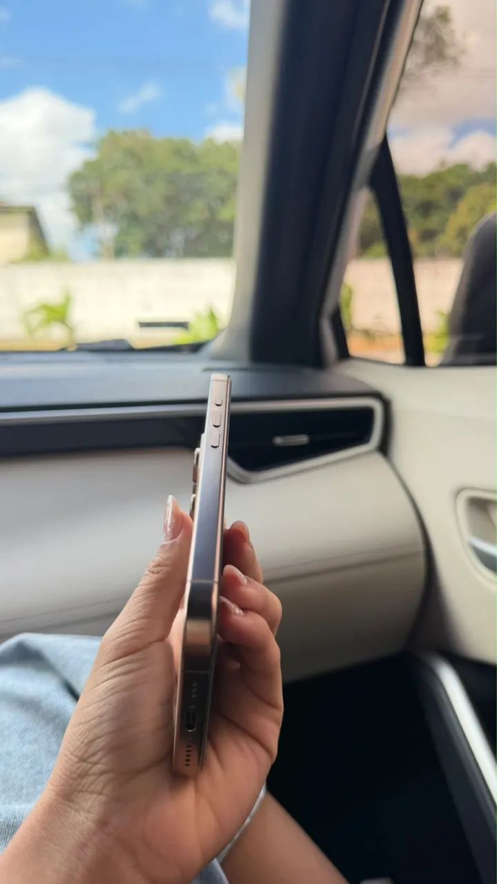 iPhone 16 Pro 256 - Foto 4
