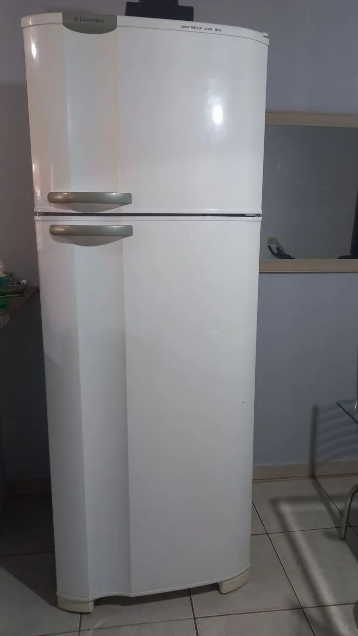 Geladeira Electrolux funcionando perfeitamente   - Foto 3