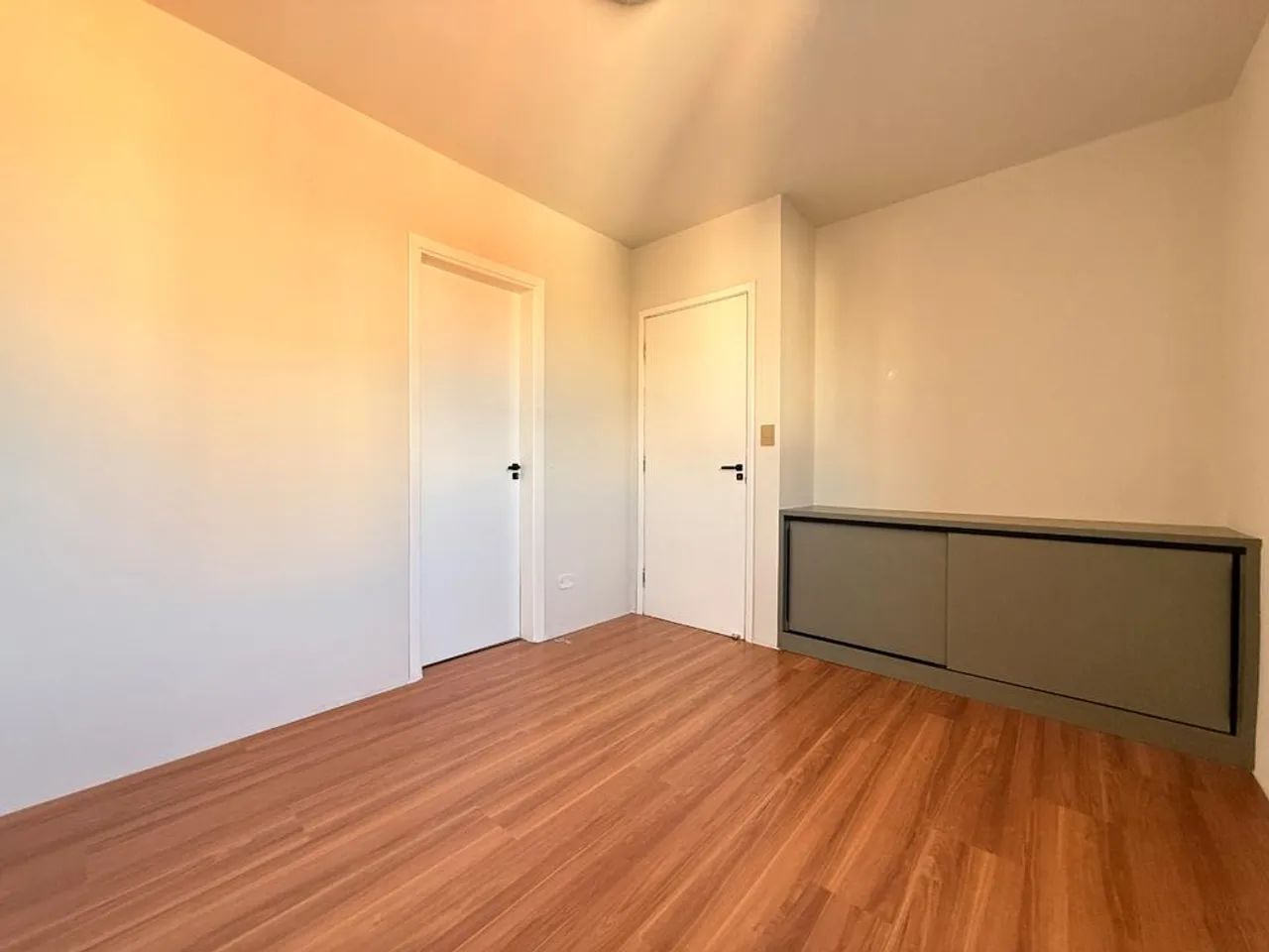 Apartamento para alugar em Maringá, Zona 07, com 3 quartos, com 81.48 m², Edifício Araguai - Foto 5