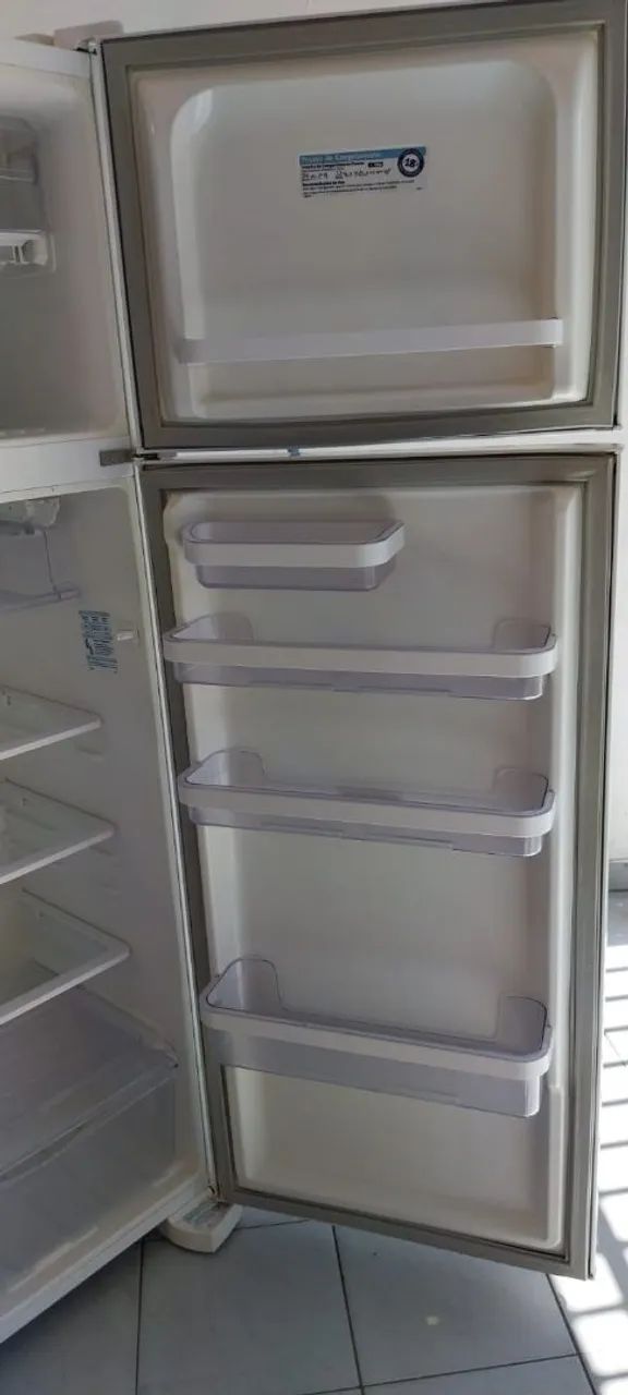 Geladeira electrolux duplex frost free ENTREGO - Foto 5