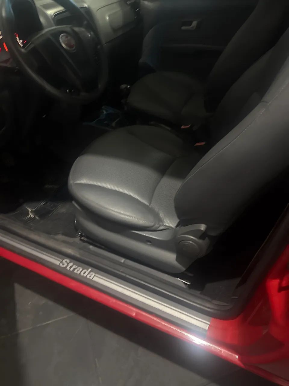 Fiat Strada Working 1.4 MPI Fire Flex 8V CD 2014 - Foto 2