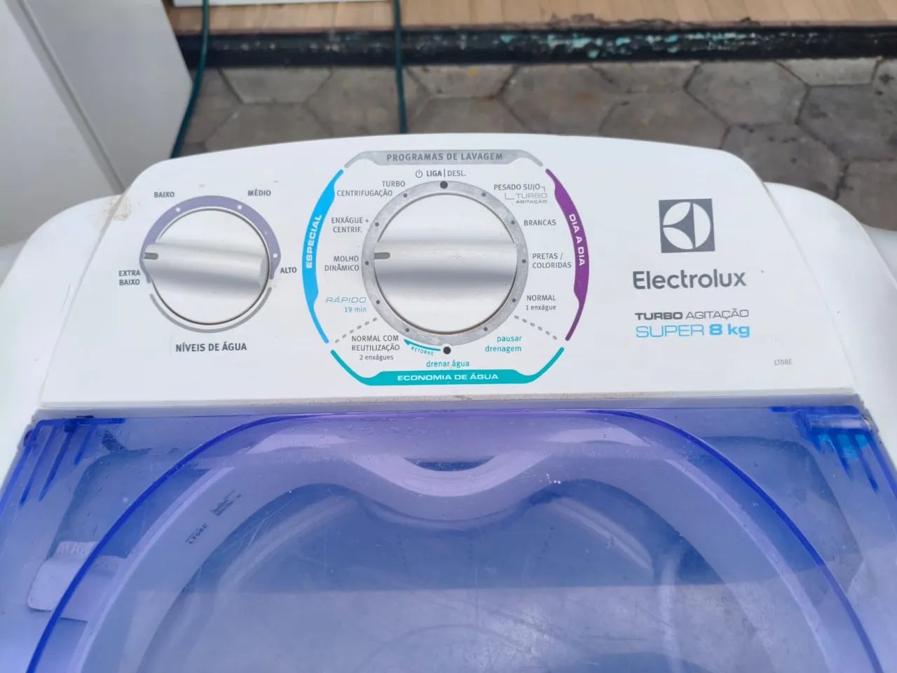VENDO  Máquina de Lavar Roupas  ELECTROLUX 8kg  Entregamos Curitiba e Região - Foto 2
