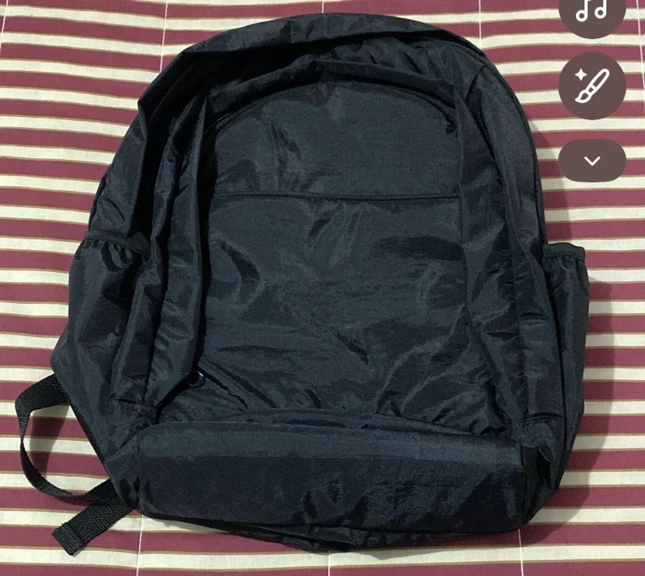 ? Mochila Preta Escolar / Trabalho - Espaçosa e Resistente