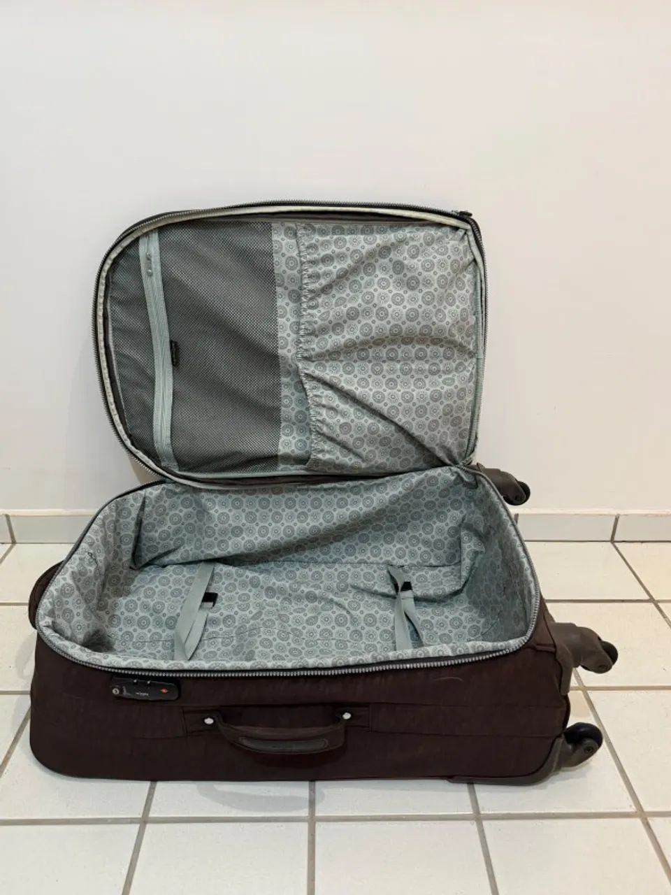 MALA KIPLING GRANDE SEMI-NOVA 32 KG - Foto 4