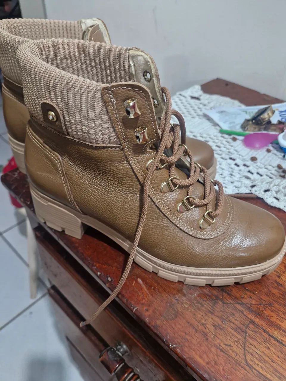 Coturno feminino Pegada 38