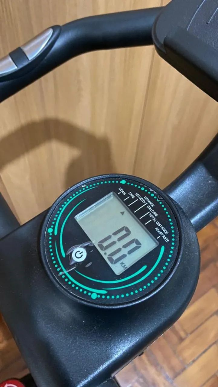 BICICLETA ERGOMÉTRICA - EXTREMAMENTE NOVA - Foto 2