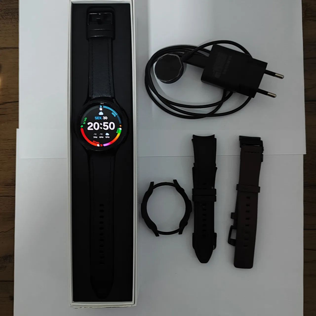 Galaxy Watch 6 Classic 47mm Preto - Impecável + NF + 3 Pulseiras + Brindes - Foto 2