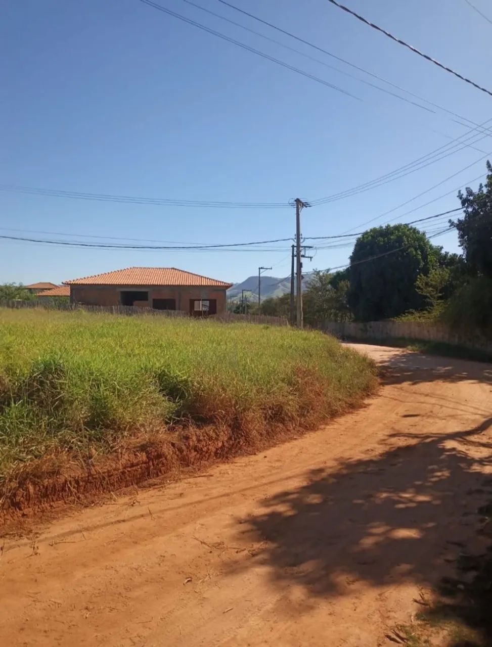 Terreno 700 m² em Estiva MG 
