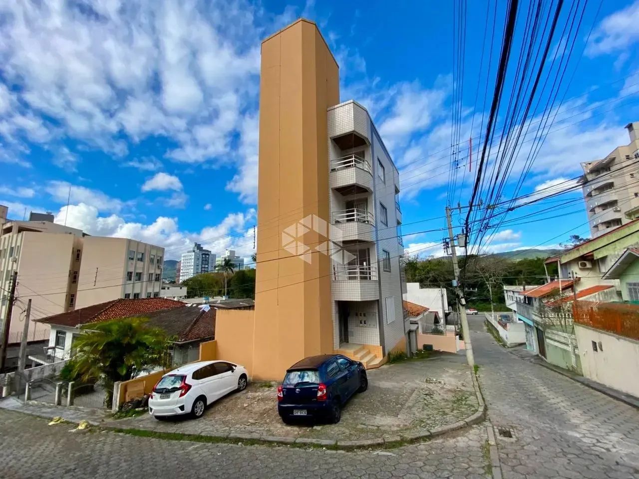 Prédio Multifamiliar (4 andares na Trindade proximo a UFSC). Carvoeira - Florianópolis - S - Foto 2