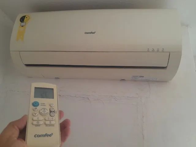 Ar condicionado Split 9 mil btus Gelando Super Bem!