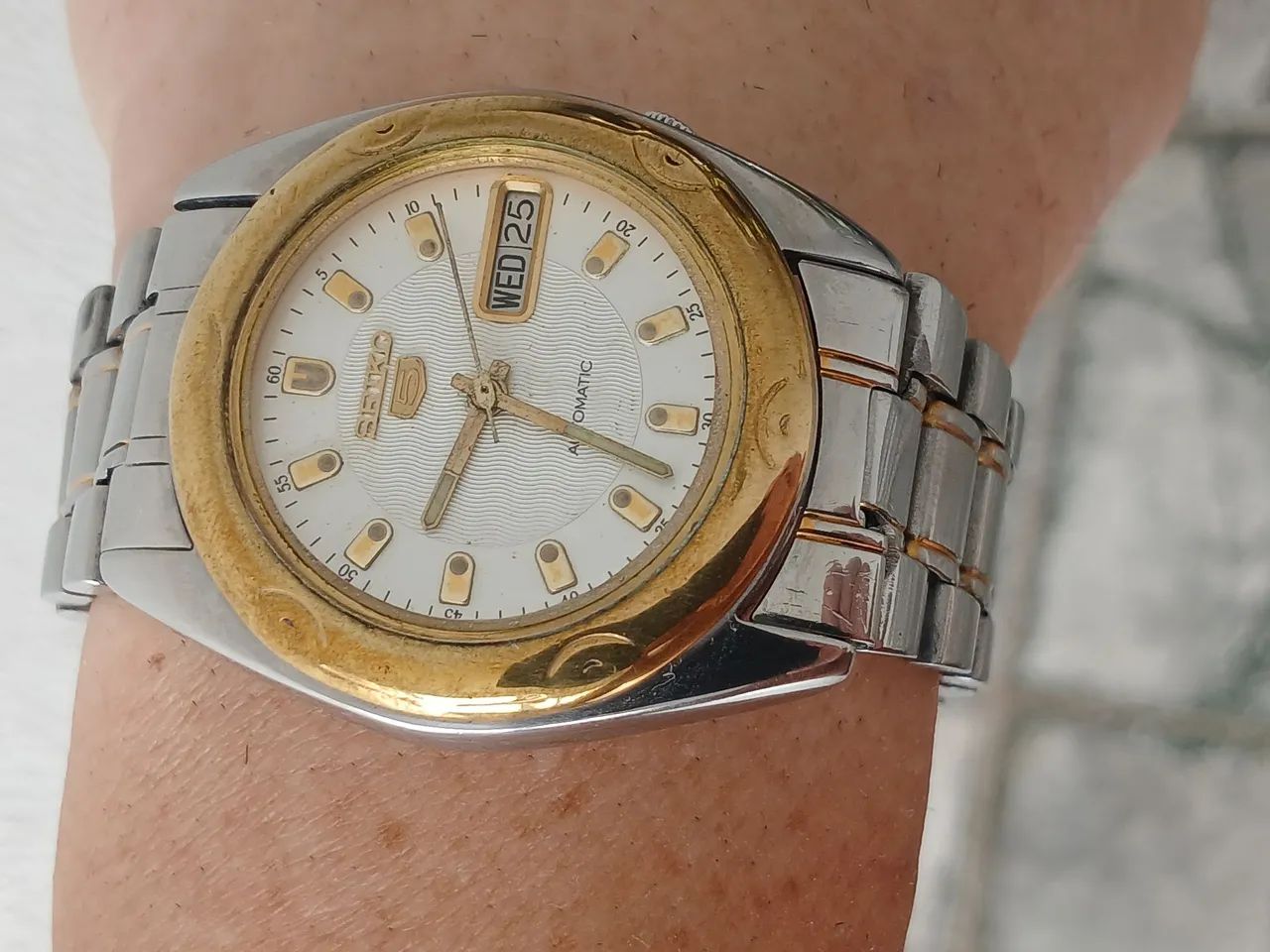 Relógio antigo original SEIKO 5 automático vintage raro de coleção  - Foto 4