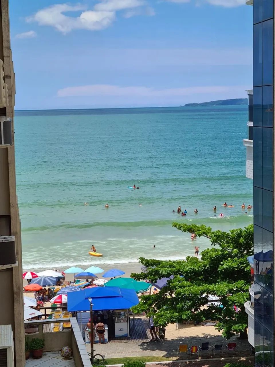 Lindo apartamento lateral mar. Completo vista. Mobiliado e equipado. 